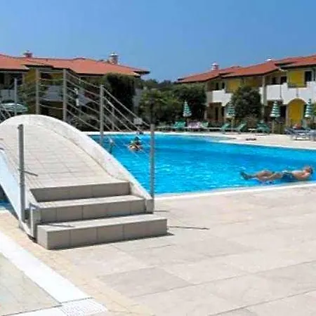 Nuovo - Piscina E Area Per Bambini 호텔