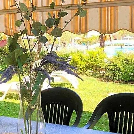 Nuovo - Piscina E Area Per Bambini 비비오네